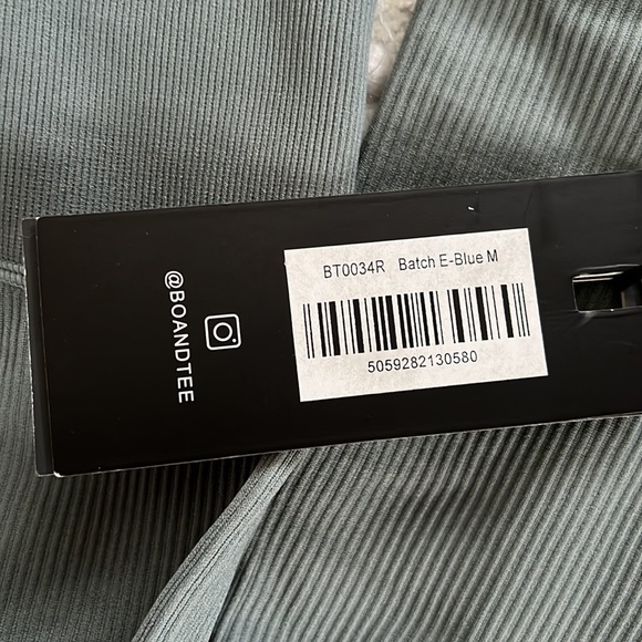 BO+TEE set. Bottoms M top is L - Picture 4 of 5